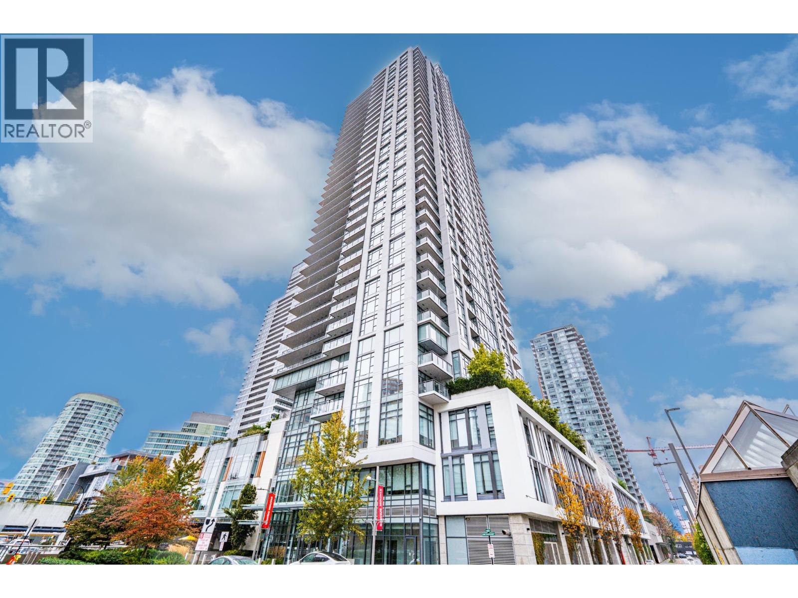 1711 6098 Station Street, Burnaby, British Columbia  V5H 0H4 - Photo 1 - R3060077