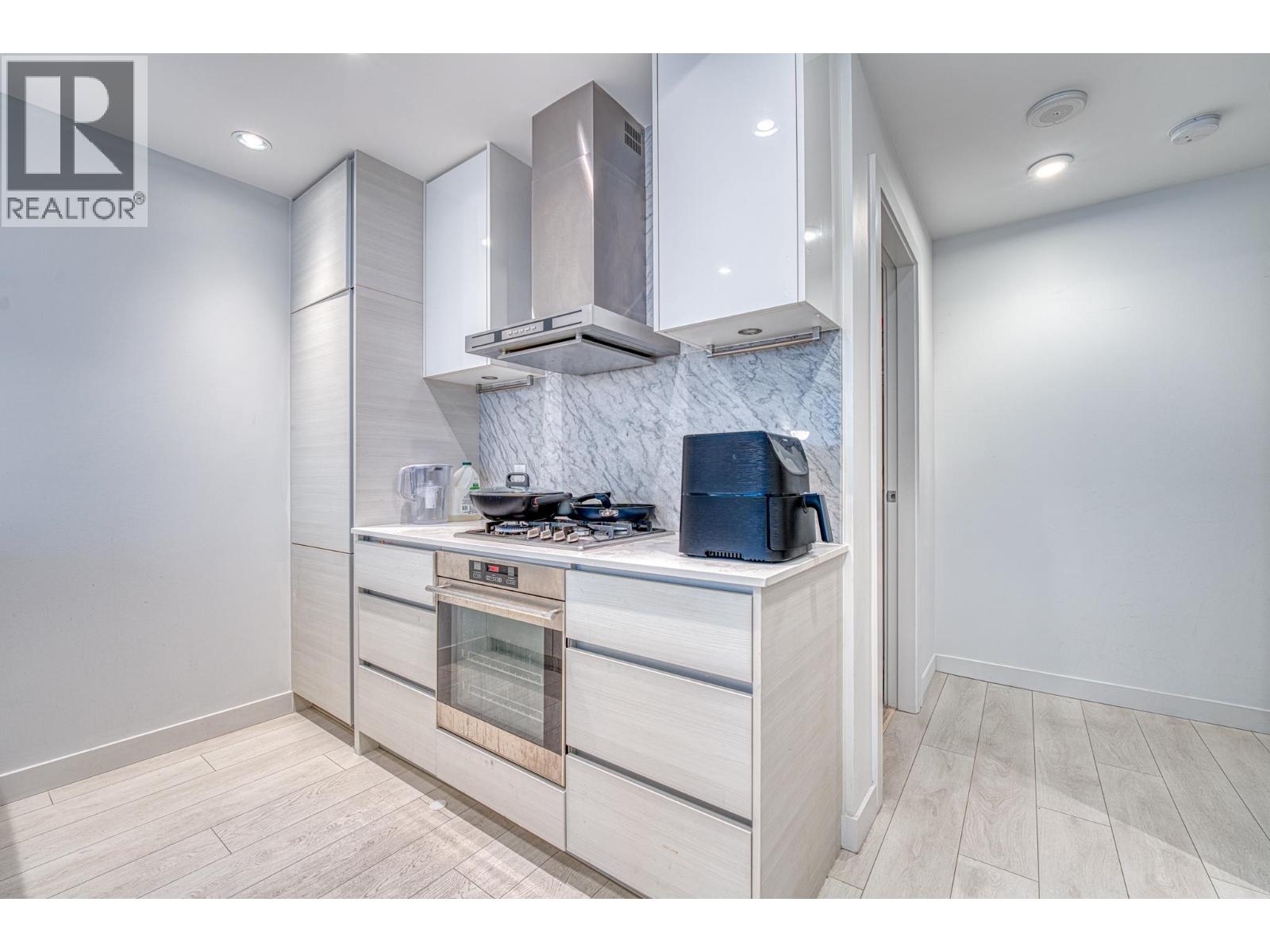 1711 6098 Station Street, Burnaby, British Columbia  V5H 0H4 - Photo 5 - R3060077
