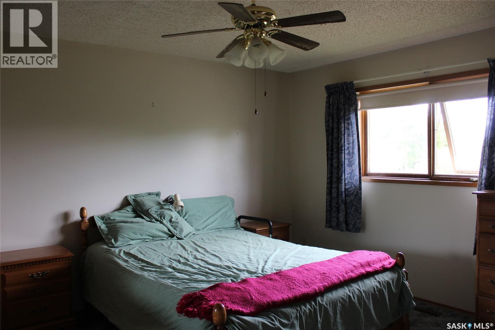 223 2nd Street W, Climax, Saskatchewan  S0N 0N0 - Photo 6 - SK021337