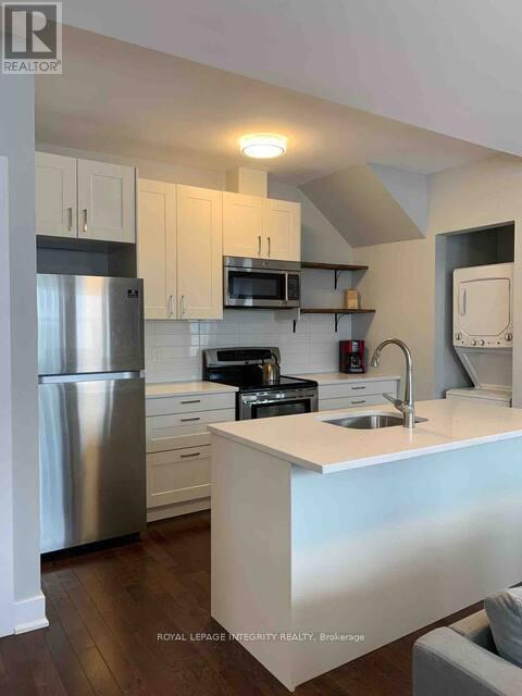220-222 Argyle Avenue, Ottawa, Ontario  K2P 1B9 - Photo 12 - X12473706