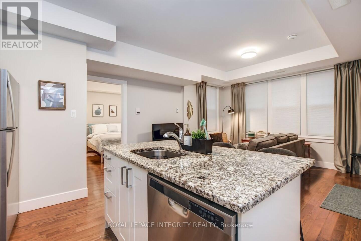 220-222 Argyle Avenue, Ottawa, Ontario  K2P 1B9 - Photo 31 - X12473706