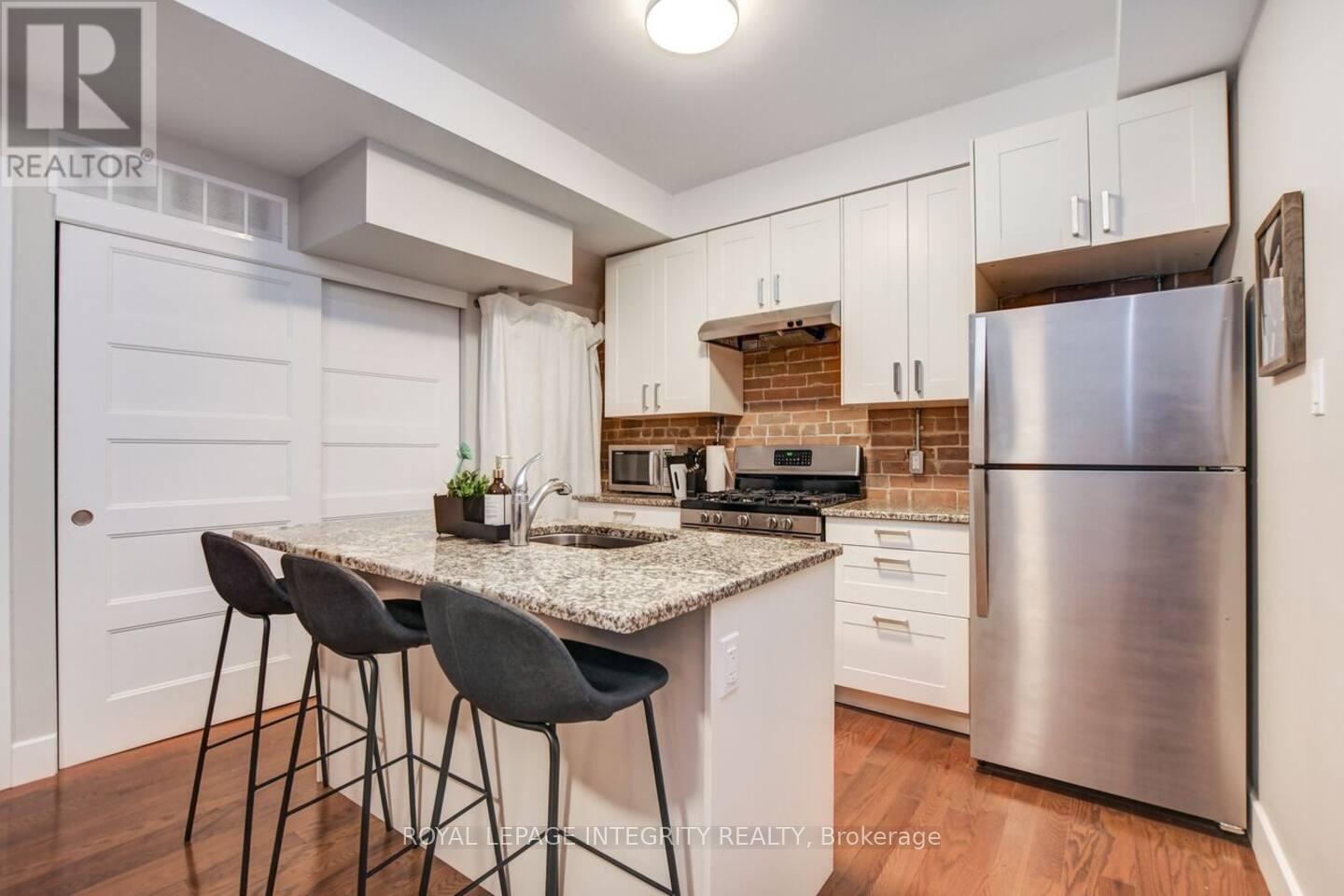 220-222 Argyle Avenue, Ottawa, Ontario  K2P 1B9 - Photo 30 - X12473706