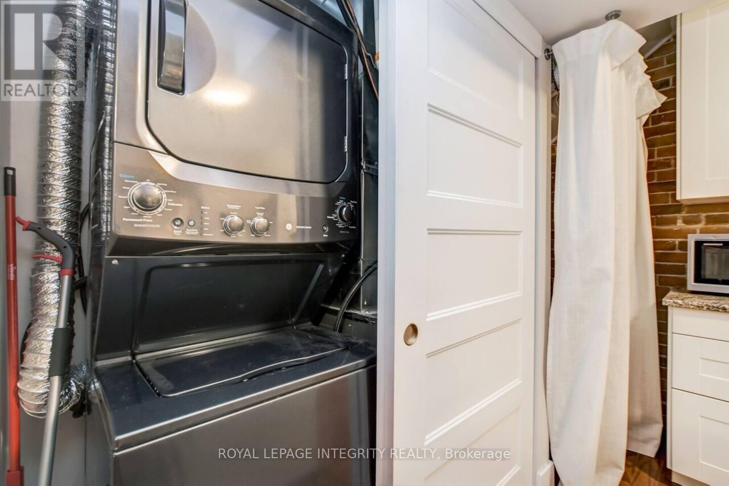 220-222 Argyle Avenue, Ottawa, Ontario  K2P 1B9 - Photo 28 - X12473706