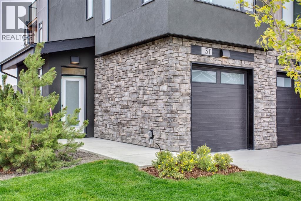 259 Royal Elm Road Nw, Calgary, Alberta  T3G 0G8 - Photo 3 - A2236777