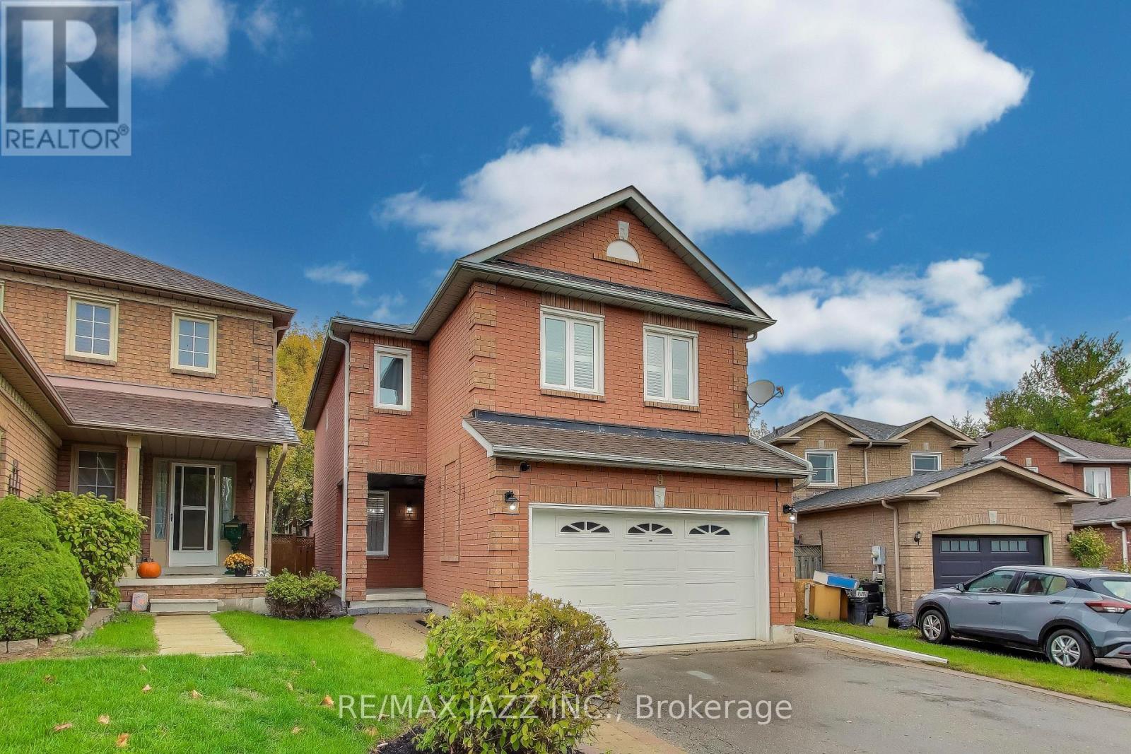 9 Maconnachie Place, Clarington, Ontario  L1C 4M4 - Photo 2 - E12473965