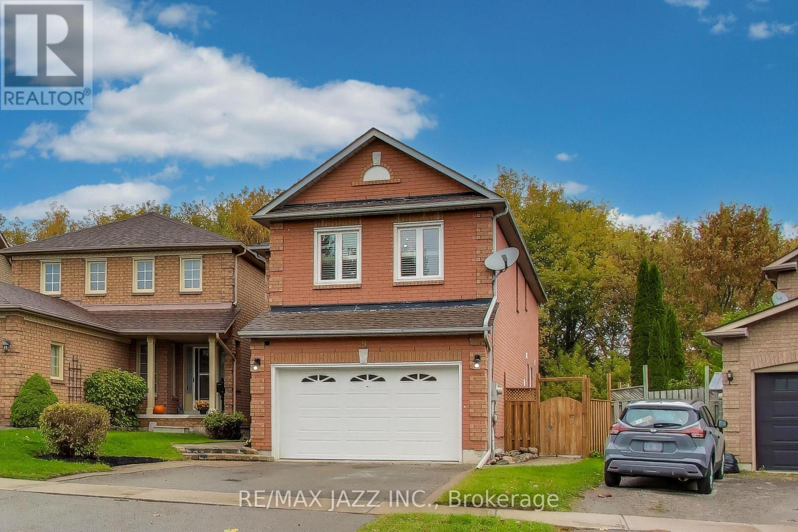 9 Maconnachie Place, Clarington, Ontario  L1C 4M4 - Photo 3 - E12473965