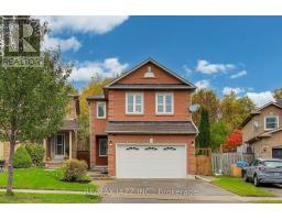 9 MACONNACHIE PLACE, Clarington, Ontario