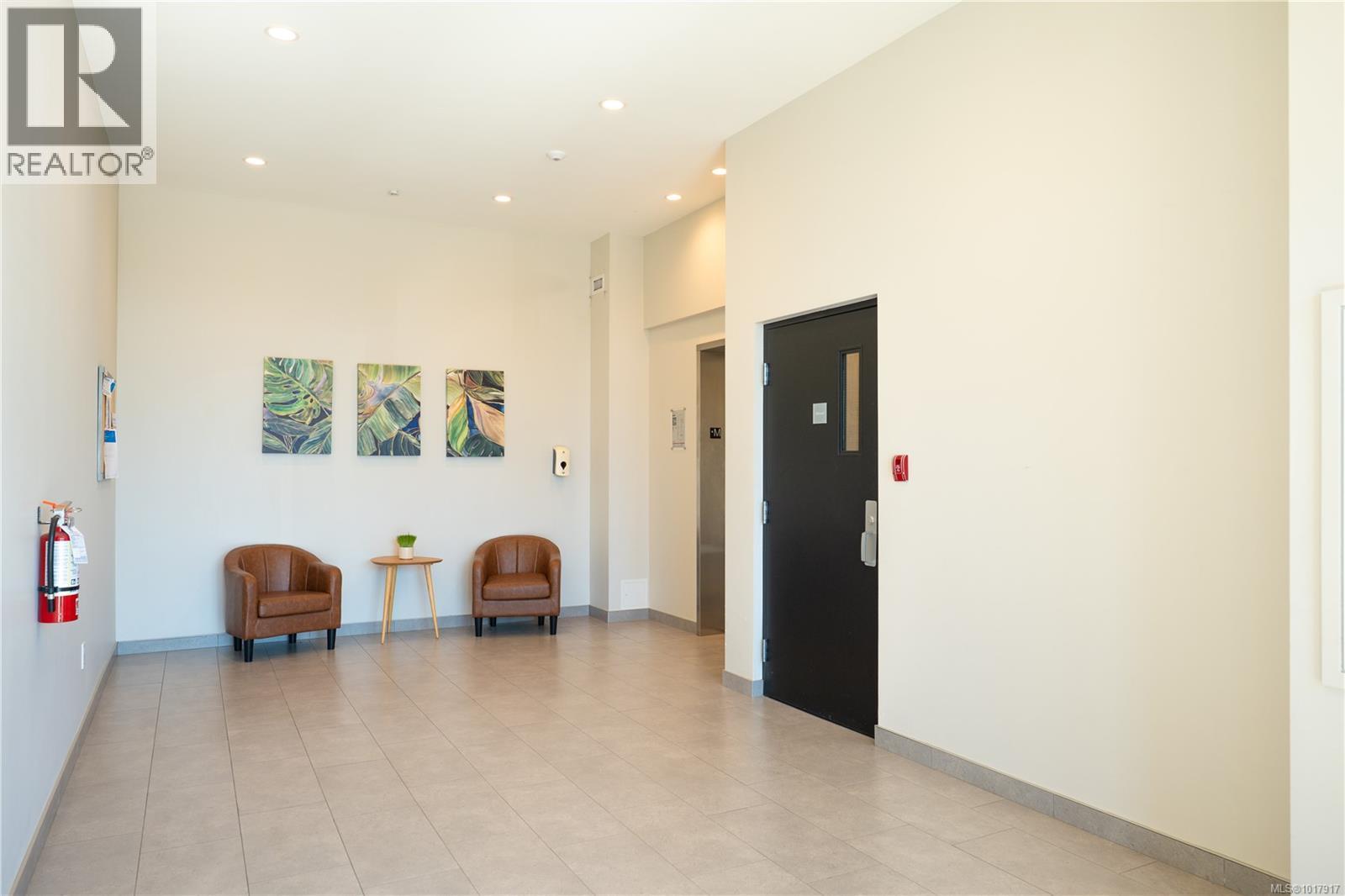 301 525 Third St, Nanaimo, British Columbia  V9R 1W7 - Photo 48 - 1017917