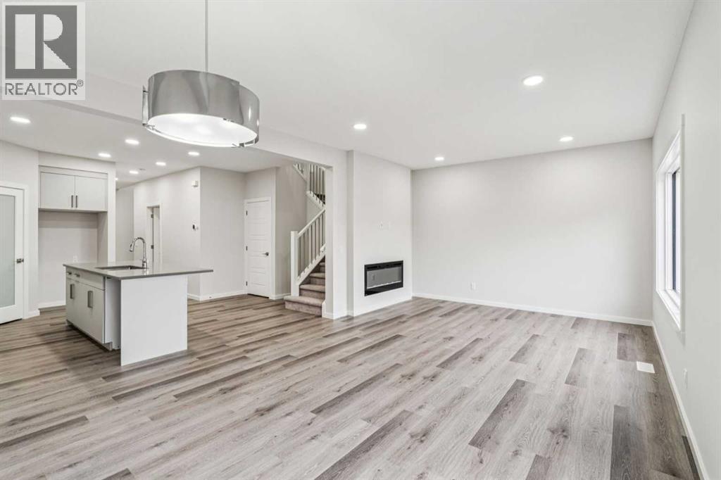 10 Heartwood Villas Se, Calgary, Alberta  T3S 0R9 - Photo 12 - A2254658