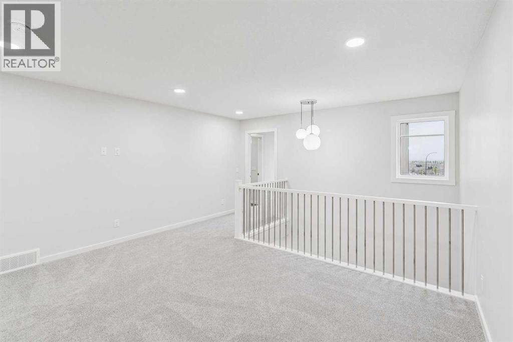 10 Heartwood Villas Se, Calgary, Alberta  T3S 0R9 - Photo 23 - A2254658