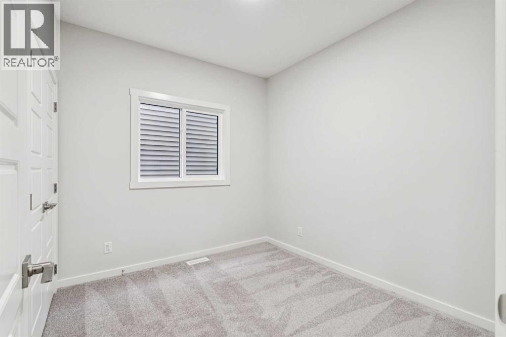 10 Heartwood Villas Se, Calgary, Alberta  T3S 0R9 - Photo 18 - A2254658