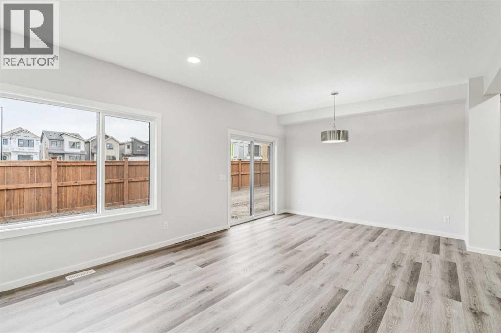 10 Heartwood Villas Se, Calgary, Alberta  T3S 0R9 - Photo 13 - A2254658