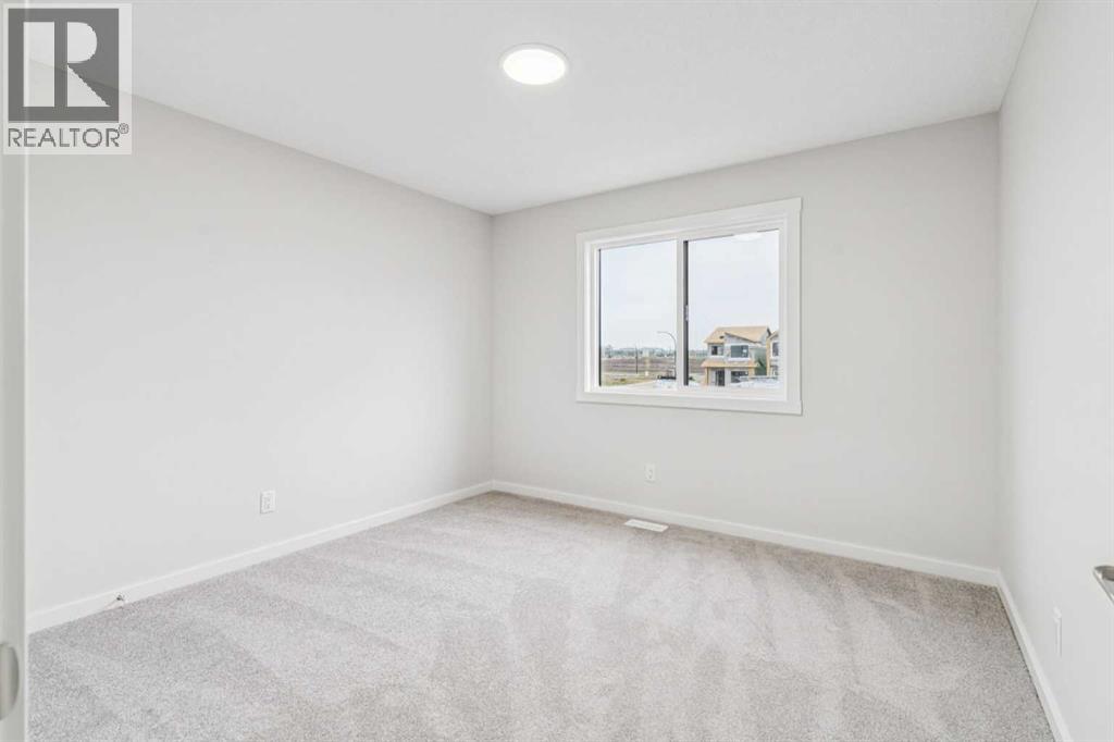 10 Heartwood Villas Se, Calgary, Alberta  T3S 0R9 - Photo 28 - A2254658