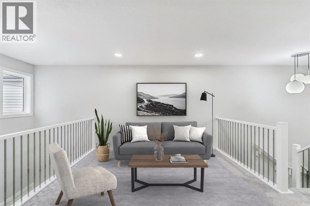 10 Heartwood Villas Se, Calgary, Alberta  T3S 0R9 - Photo 3 - A2254658