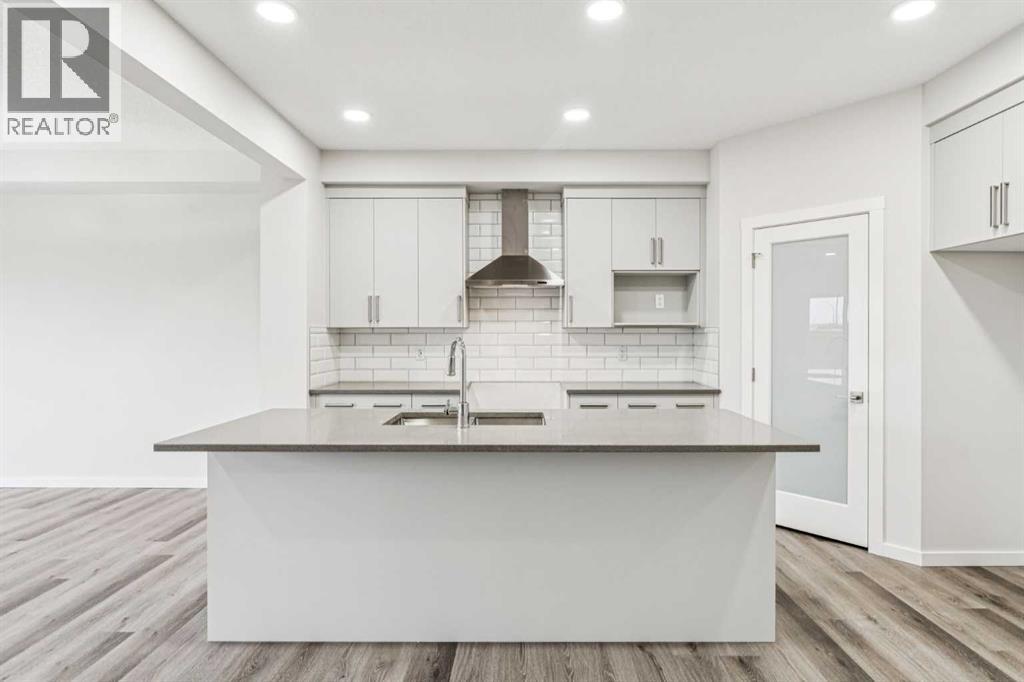 10 Heartwood Villas Se, Calgary, Alberta  T3S 0R9 - Photo 9 - A2254658