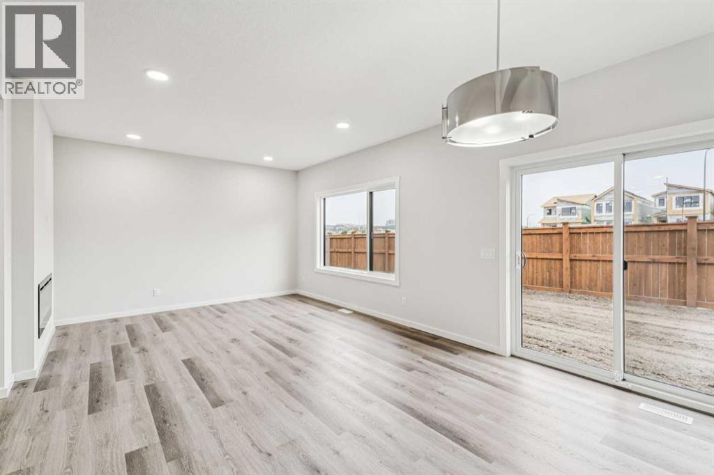 10 Heartwood Villas Se, Calgary, Alberta  T3S 0R9 - Photo 11 - A2254658