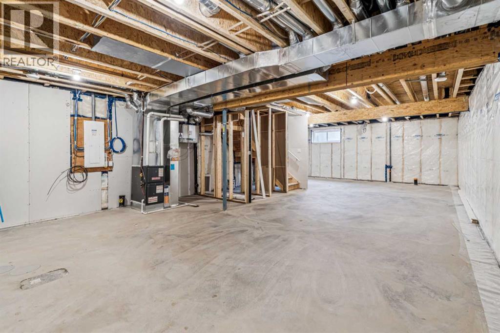 10 Heartwood Villas Se, Calgary, Alberta  T3S 0R9 - Photo 35 - A2254658