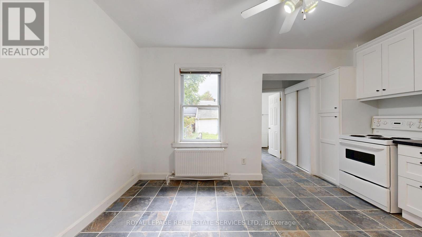 196 Markham Street, Toronto, Ontario  M6J 2G6 - Photo 14 - C12461170