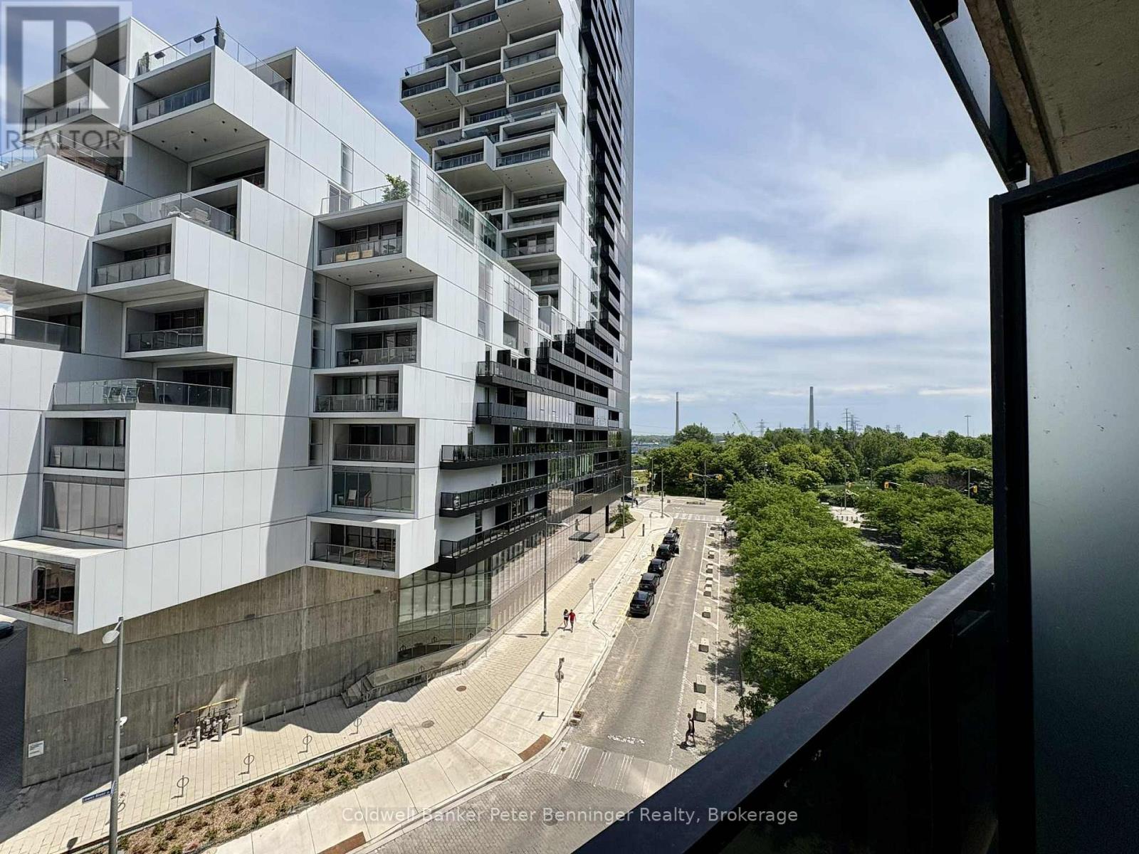 514 - 21 Lawren Harris Square, Toronto, Ontario  M5A 0T4 - Photo 6 - C12473976