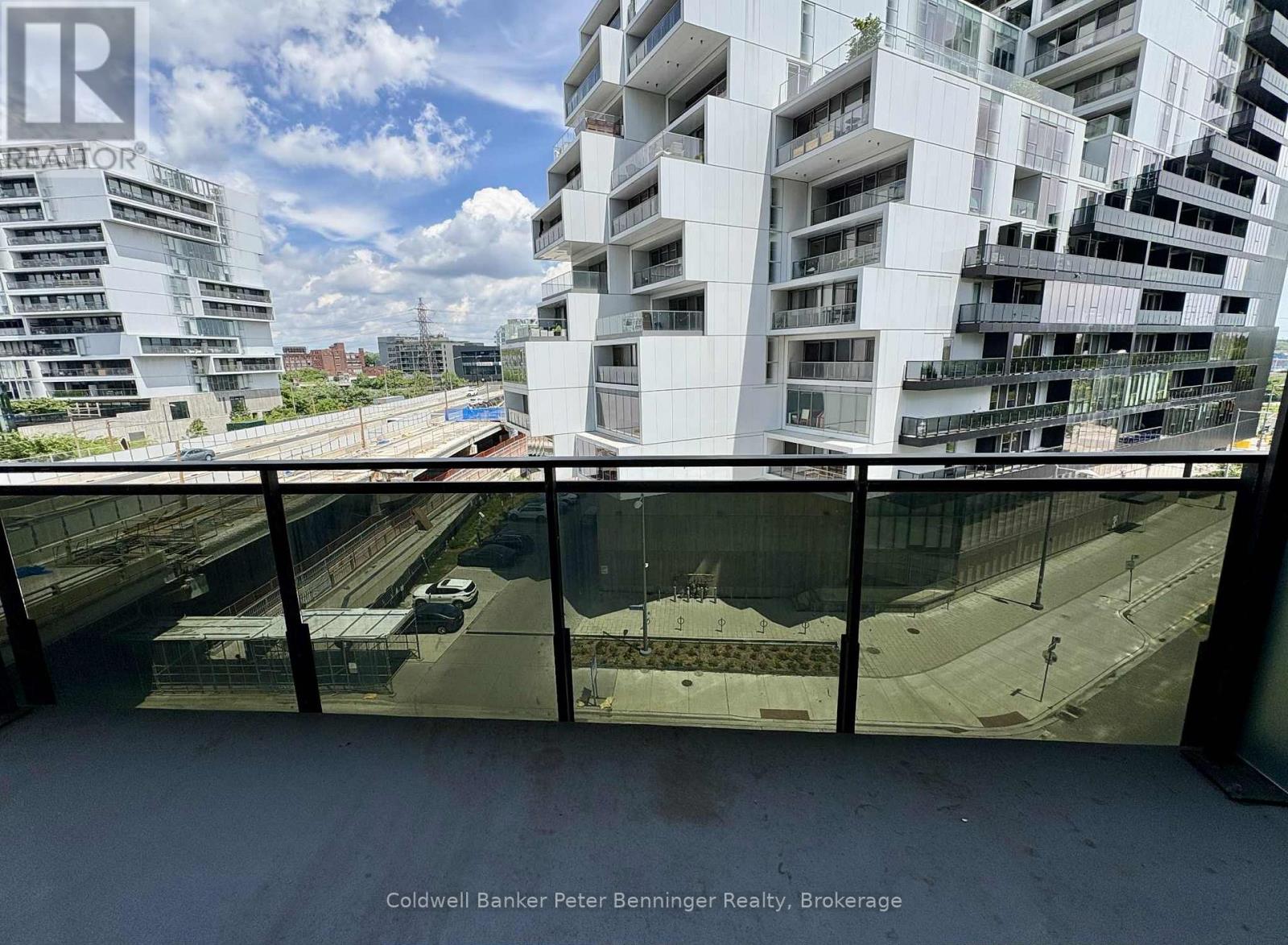 514 - 21 Lawren Harris Square, Toronto, Ontario  M5A 0T4 - Photo 7 - C12473976