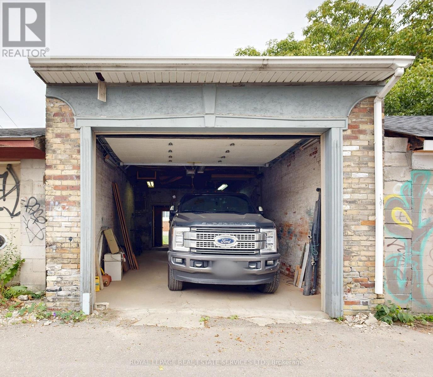 196 Markham Street, Toronto, Ontario  M6J 2G6 - Photo 33 - C12461170