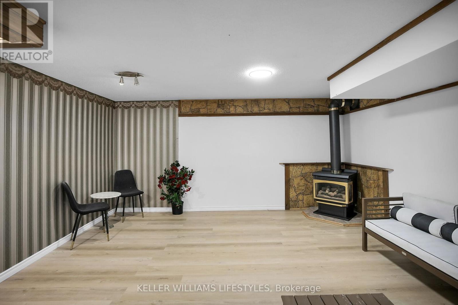 4 - 230 Clarke Road, London East (East H), Ontario  N5W 5P5 - Photo 32 - X12474071