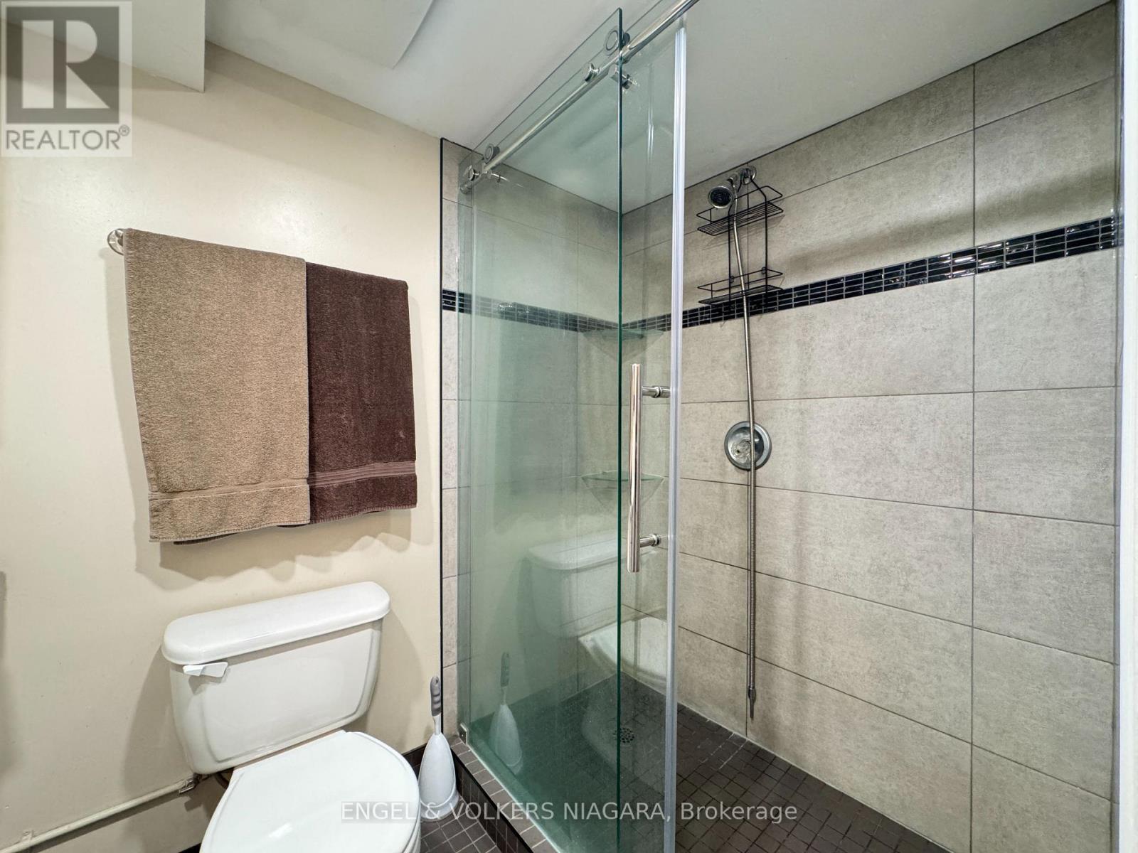 61 Hamilton Street E, St. Catharines, Ontario  L2S 1K8 - Photo 37 - X12340999