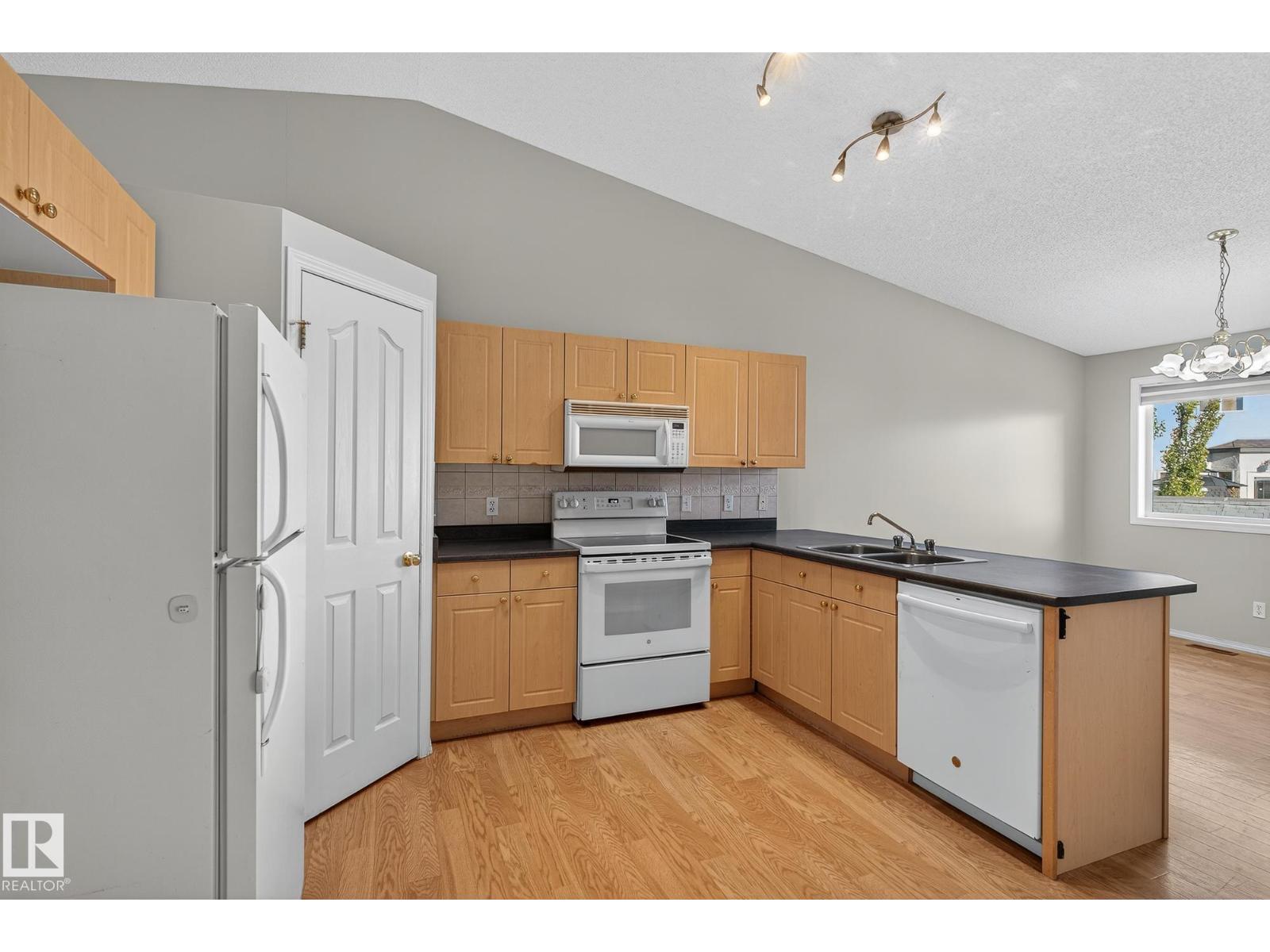 Unknown Address, ,     - Photo 13 - E4462937