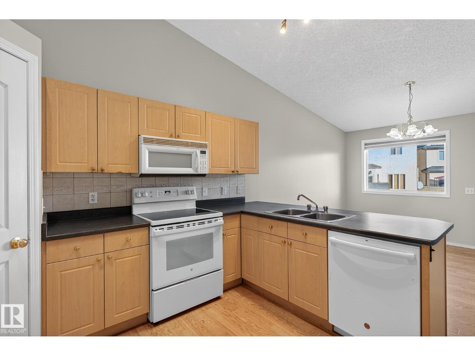 Unknown Address, ,     - Photo 15 - E4462937