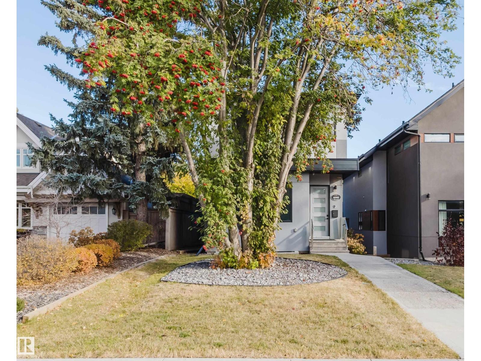6505 124 St Nw, Edmonton, Alberta  T6H 1B2 - Photo 2 - E4462938