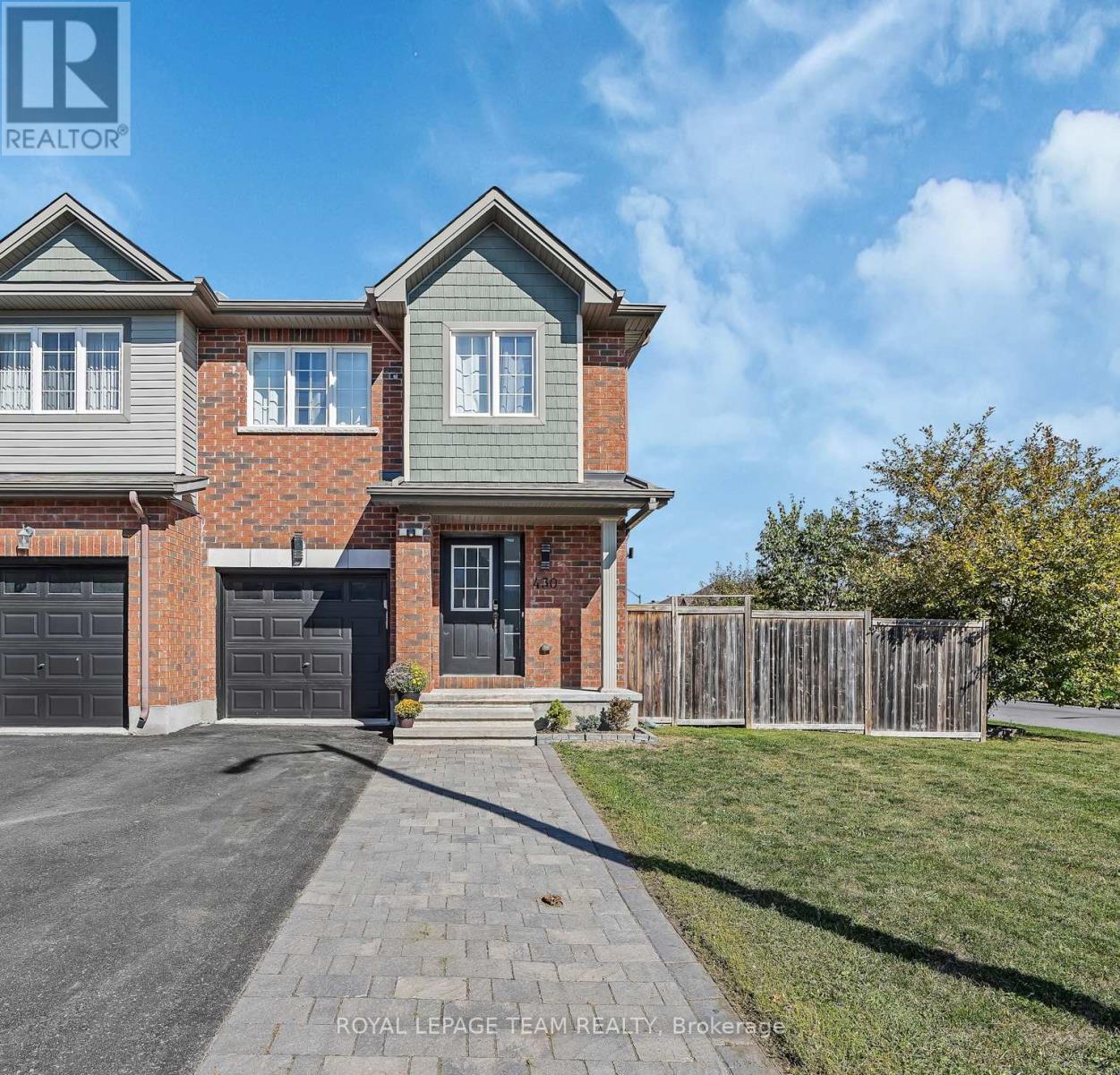 430 HARESFIELD COURT, Ottawa, Ontario