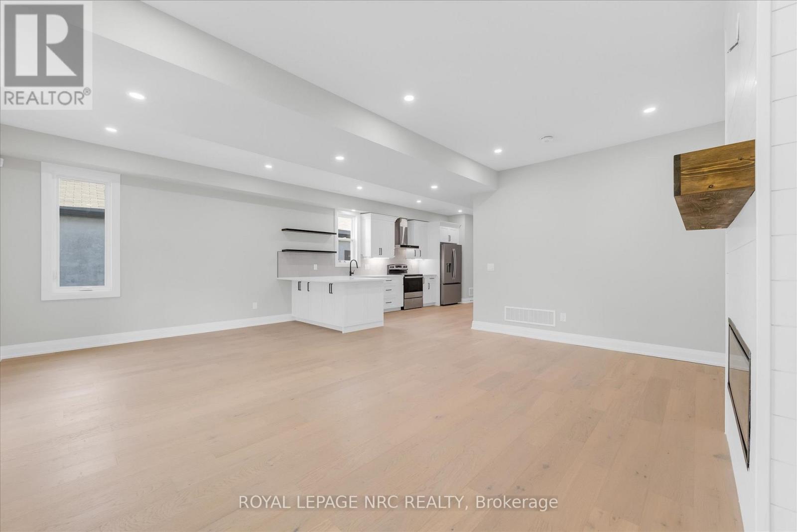 66 Page Street, Port Colborne, Ontario  L3K 5V1 - Photo 17 - X12474058