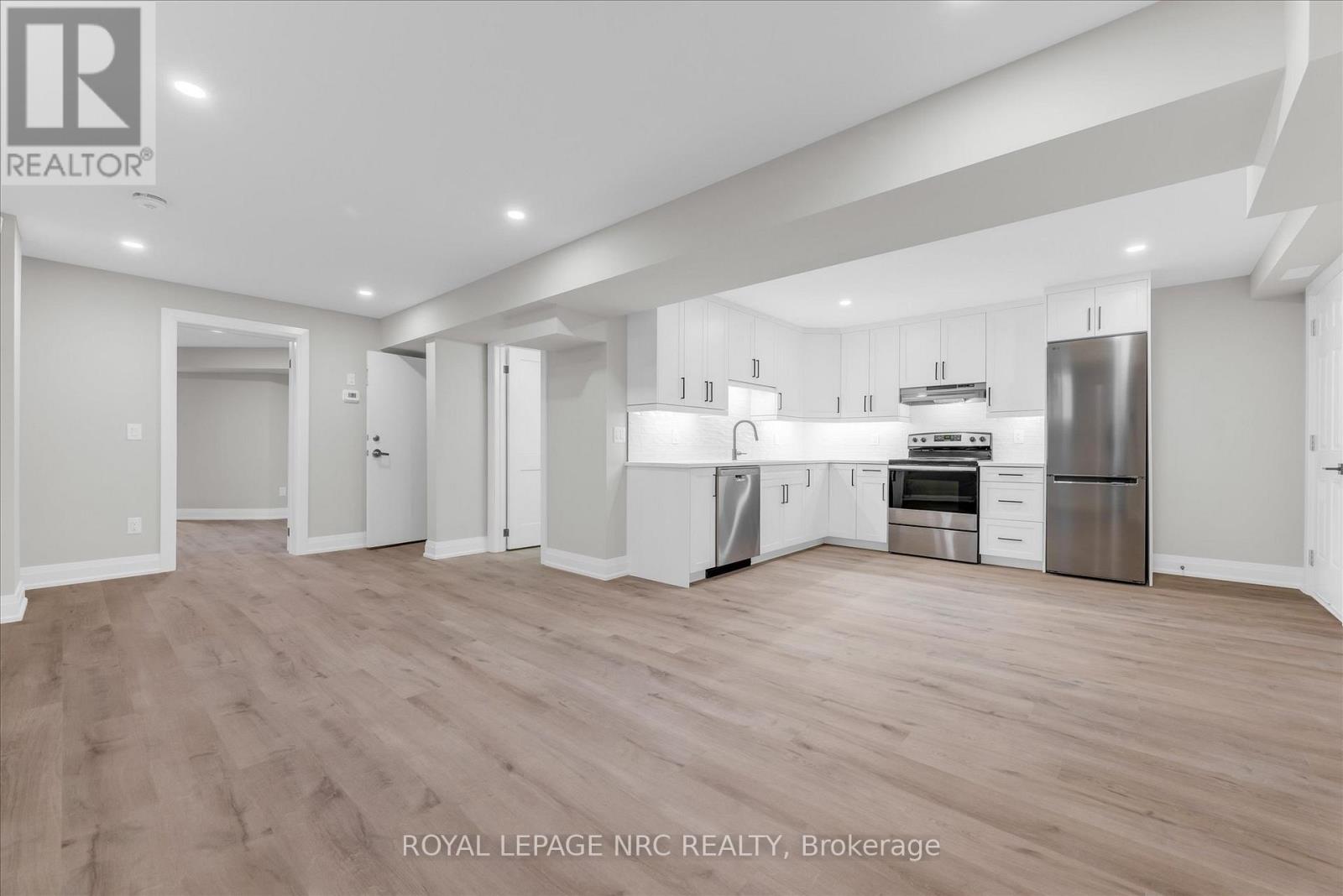 66 Page Street, Port Colborne, Ontario  L3K 5V1 - Photo 44 - X12474058
