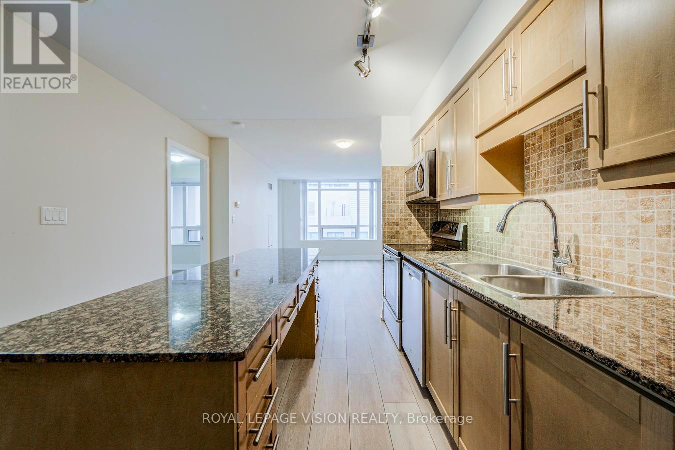 1811 - 20 Blue Jays Way, Toronto, Ontario  M5V 3W6 - Photo 10 - C12473879