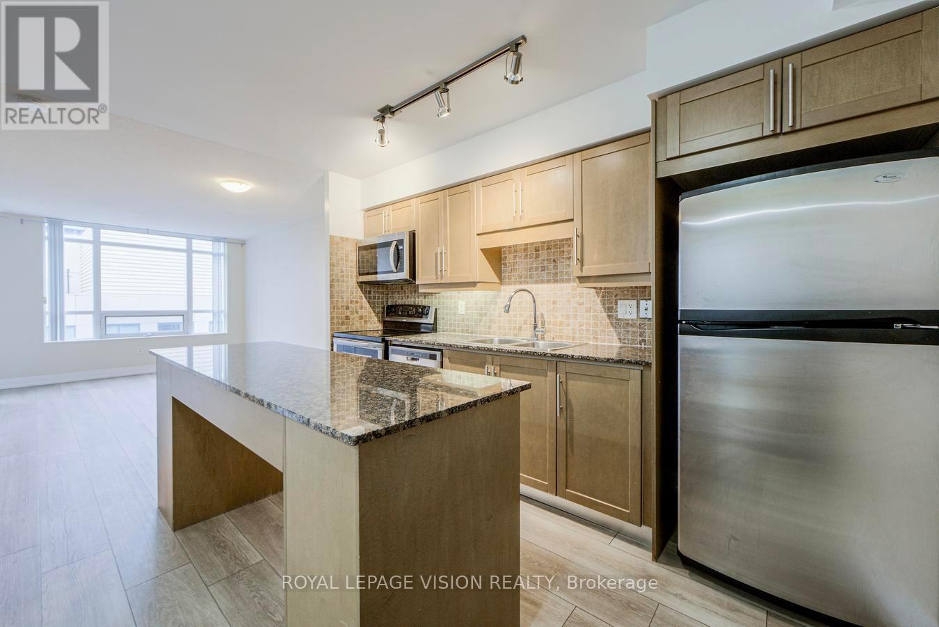 1811 - 20 Blue Jays Way, Toronto, Ontario  M5V 3W6 - Photo 9 - C12473879