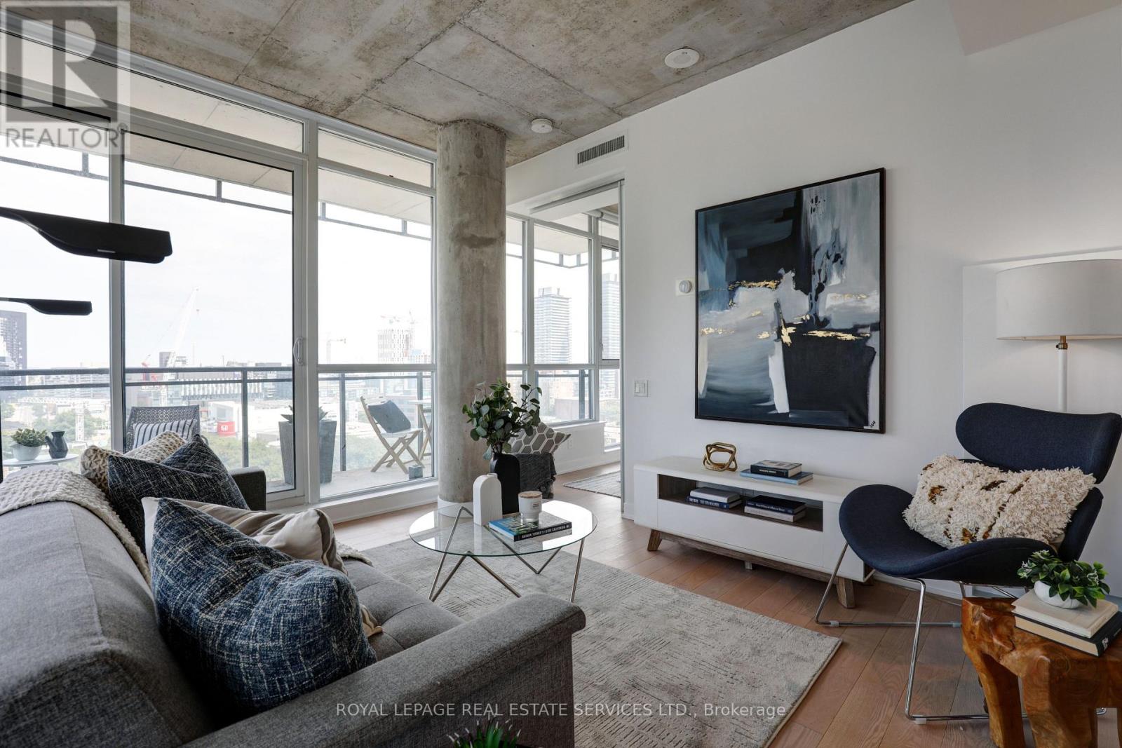 1305 - 318 King Street E, Toronto, Ontario  M5A 1K6 - Photo 2 - C12473885