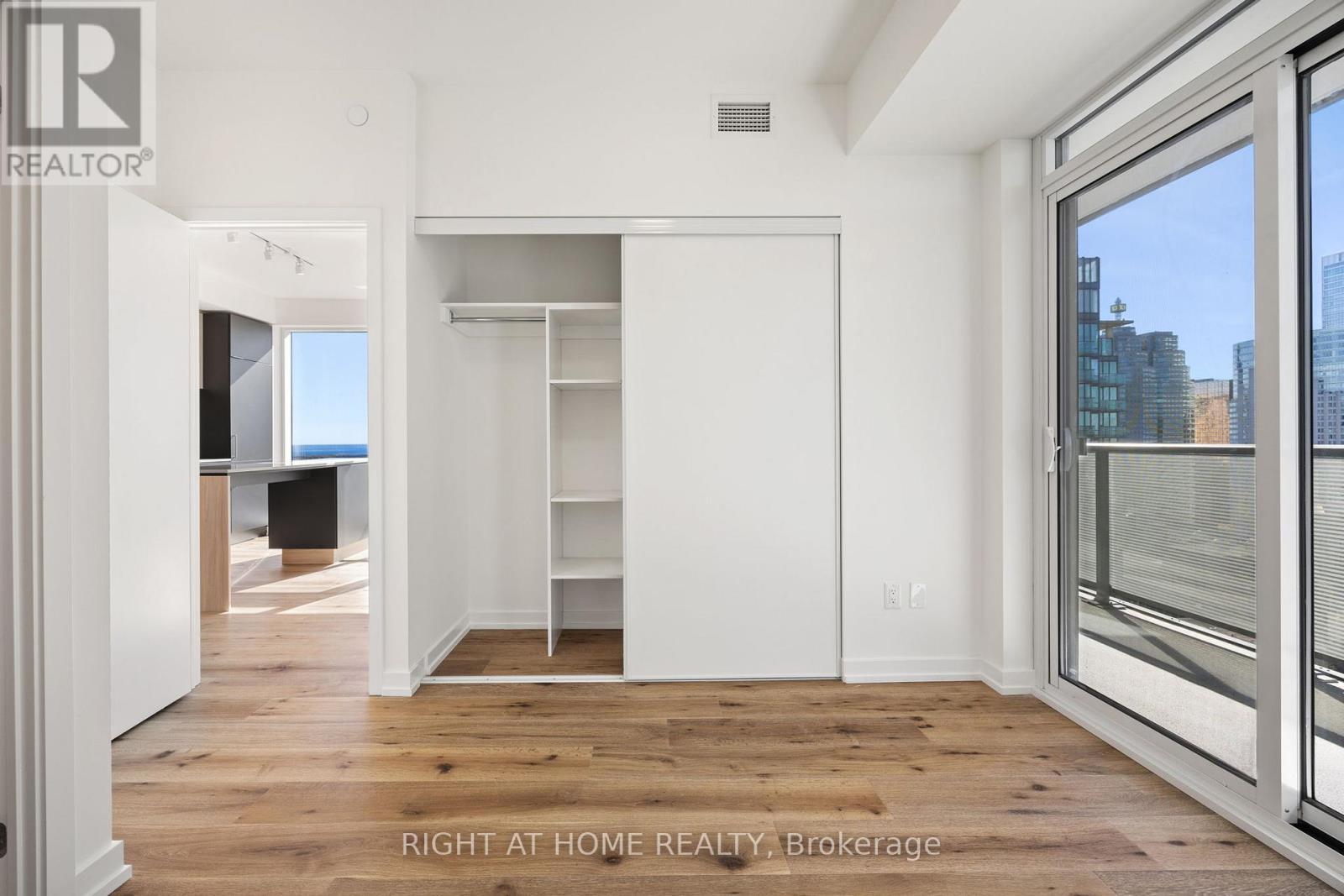 4608 - 89 Church Street, Toronto, Ontario  M5C 0B7 - Photo 12 - C12473909