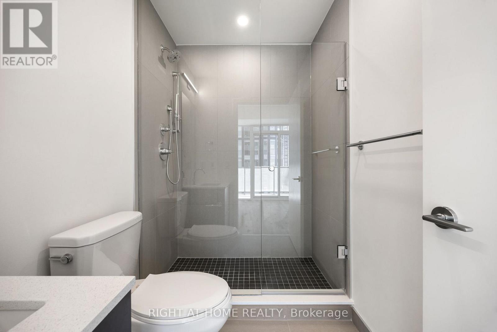 4608 - 89 Church Street, Toronto, Ontario  M5C 0B7 - Photo 15 - C12473909