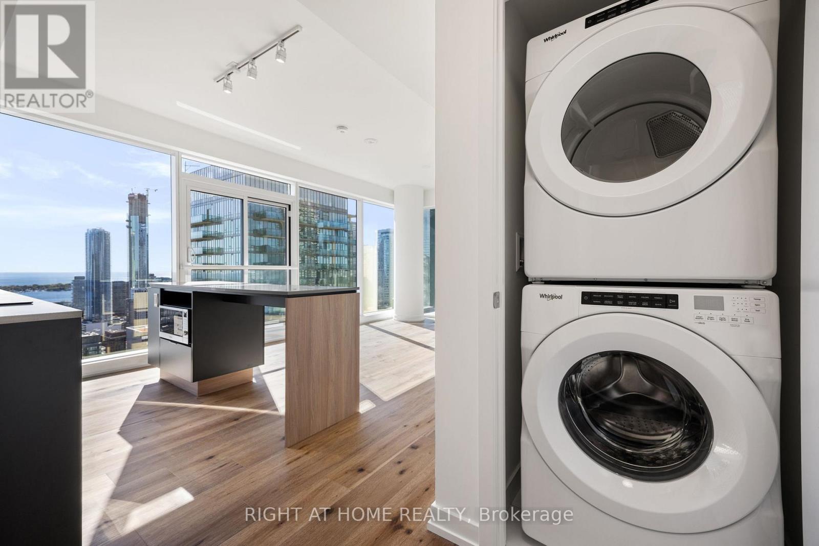 4608 - 89 Church Street, Toronto, Ontario  M5C 0B7 - Photo 18 - C12473909
