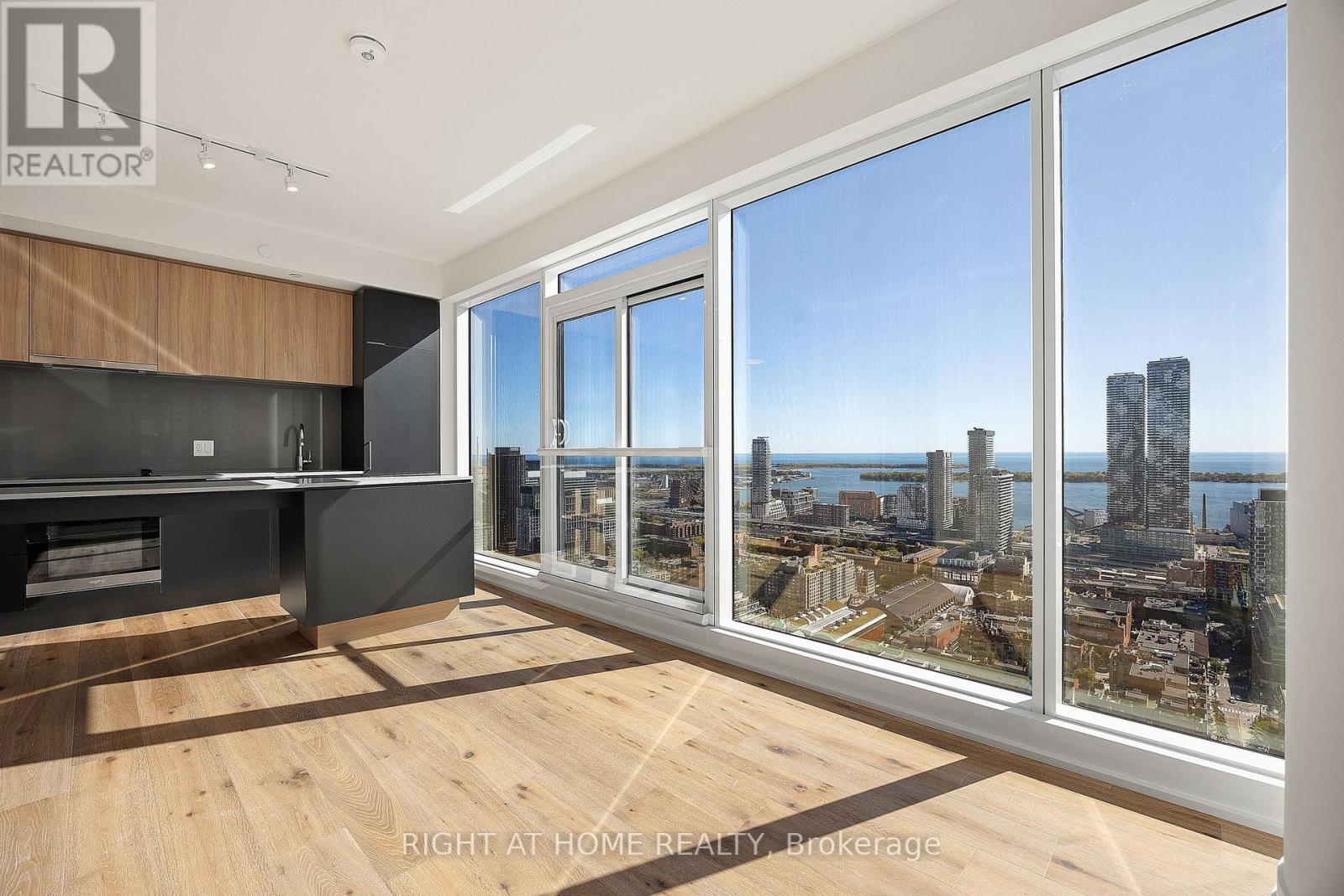 4608 - 89 Church Street, Toronto, Ontario  M5C 0B7 - Photo 8 - C12473909