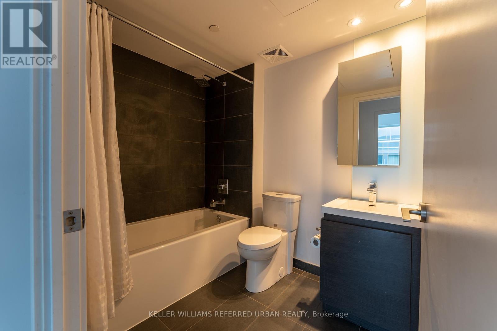Ph17 - 1030 King Street W, Toronto (Niagara), Ontario  M6K 3N3 - Photo 12 - C12473960