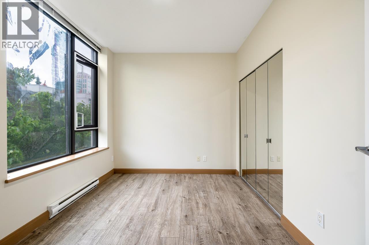 307 7088 18th Avenue, Burnaby, British Columbia  V3N 0A2 - Photo 11 - R3060402