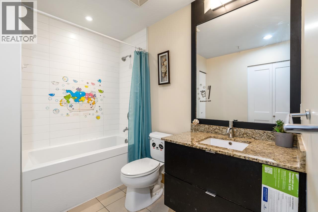 307 7088 18th Avenue, Burnaby, British Columbia  V3N 0A2 - Photo 7 - R3060402