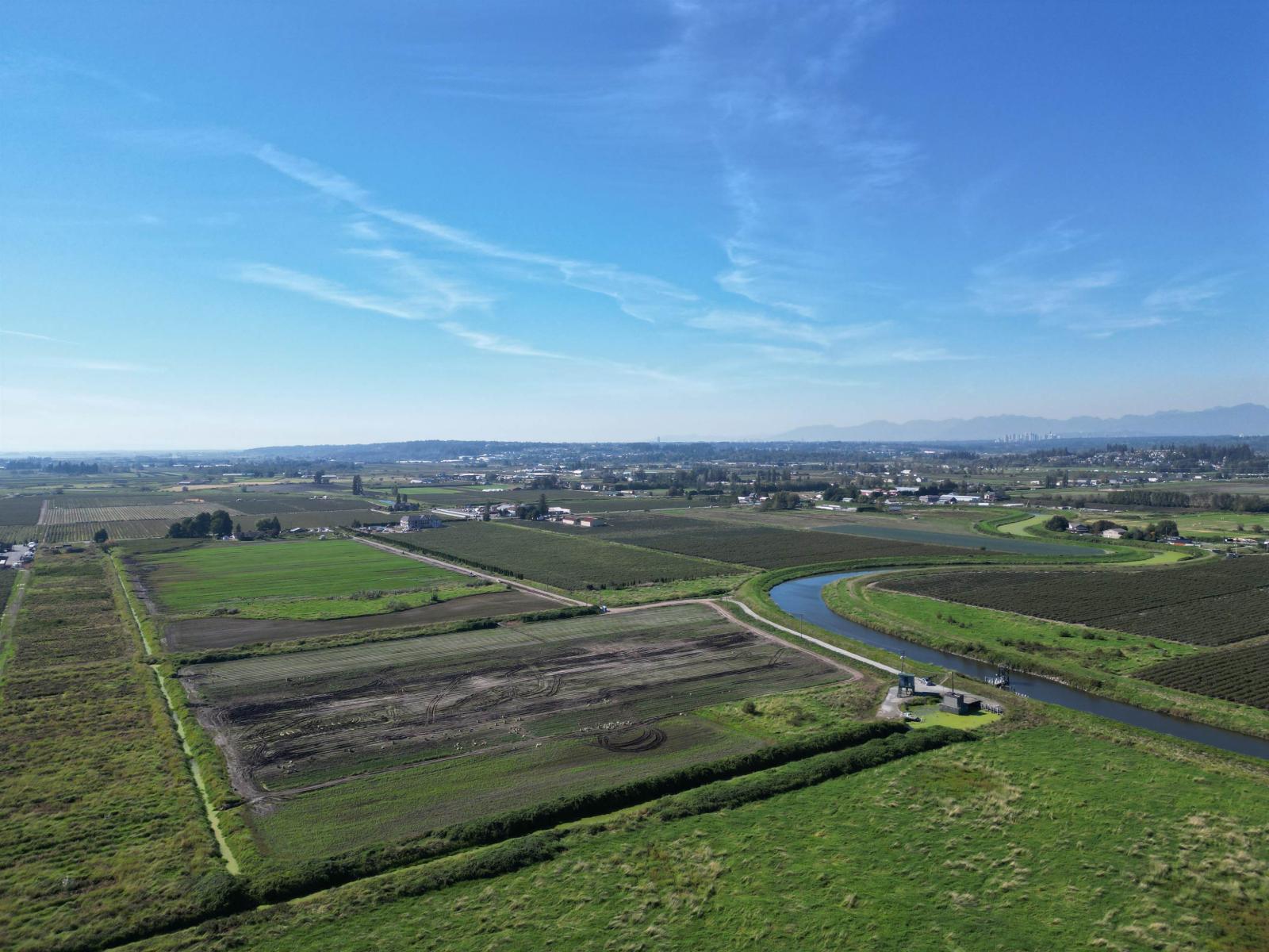 4444 168 Street, Surrey, British Columbia  V3Z 1E3 - Photo 13 - R3060168