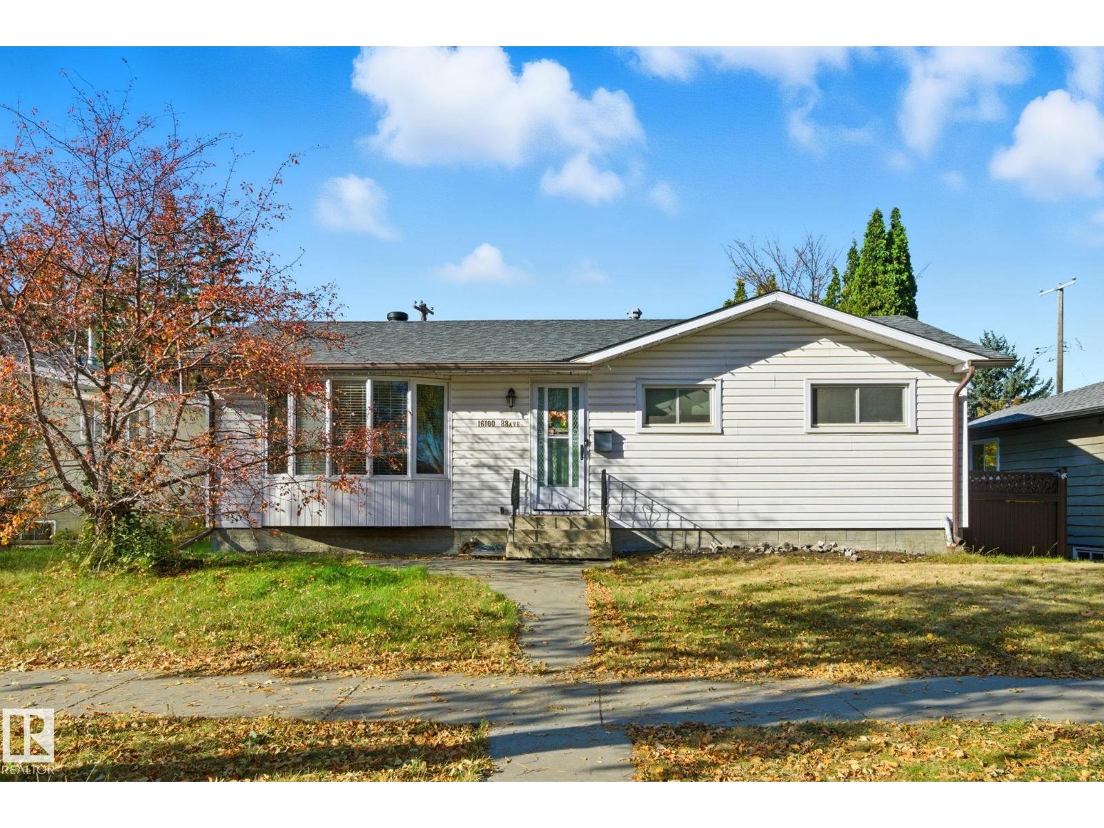16100 88 AV NW, Edmonton, Alberta