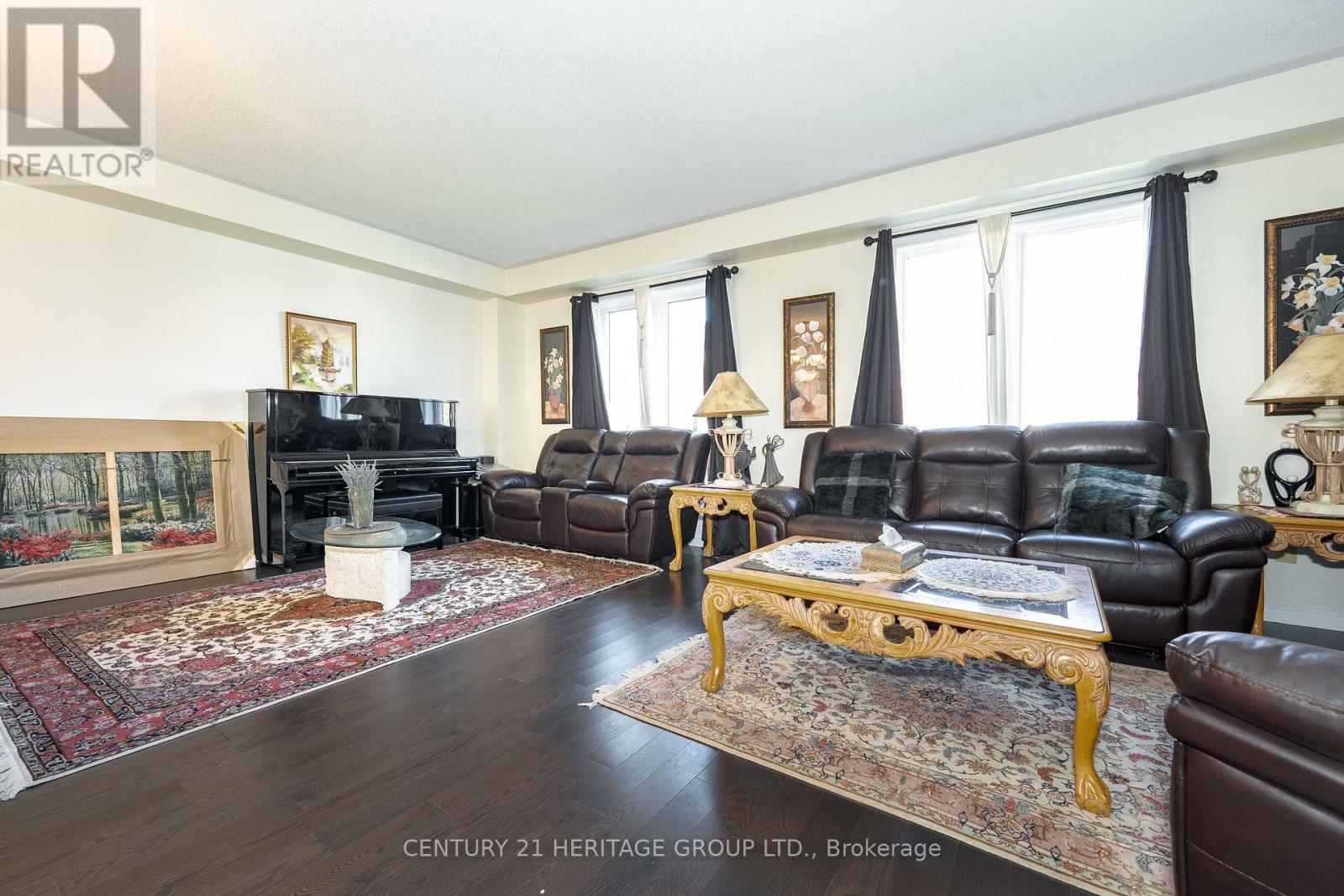 18 Orchid Road, Markham (Commerce Valley), Ontario  L3T 7T6 - Photo 4 - N12473888