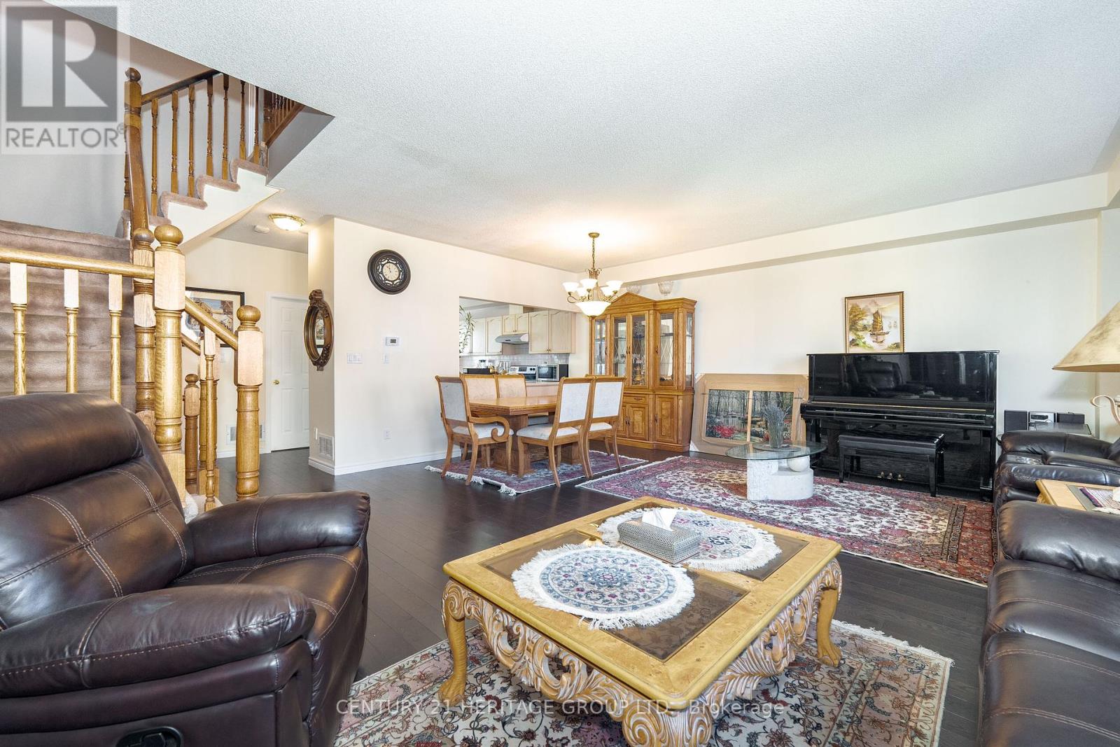 18 Orchid Road, Markham (Commerce Valley), Ontario  L3T 7T6 - Photo 8 - N12473888