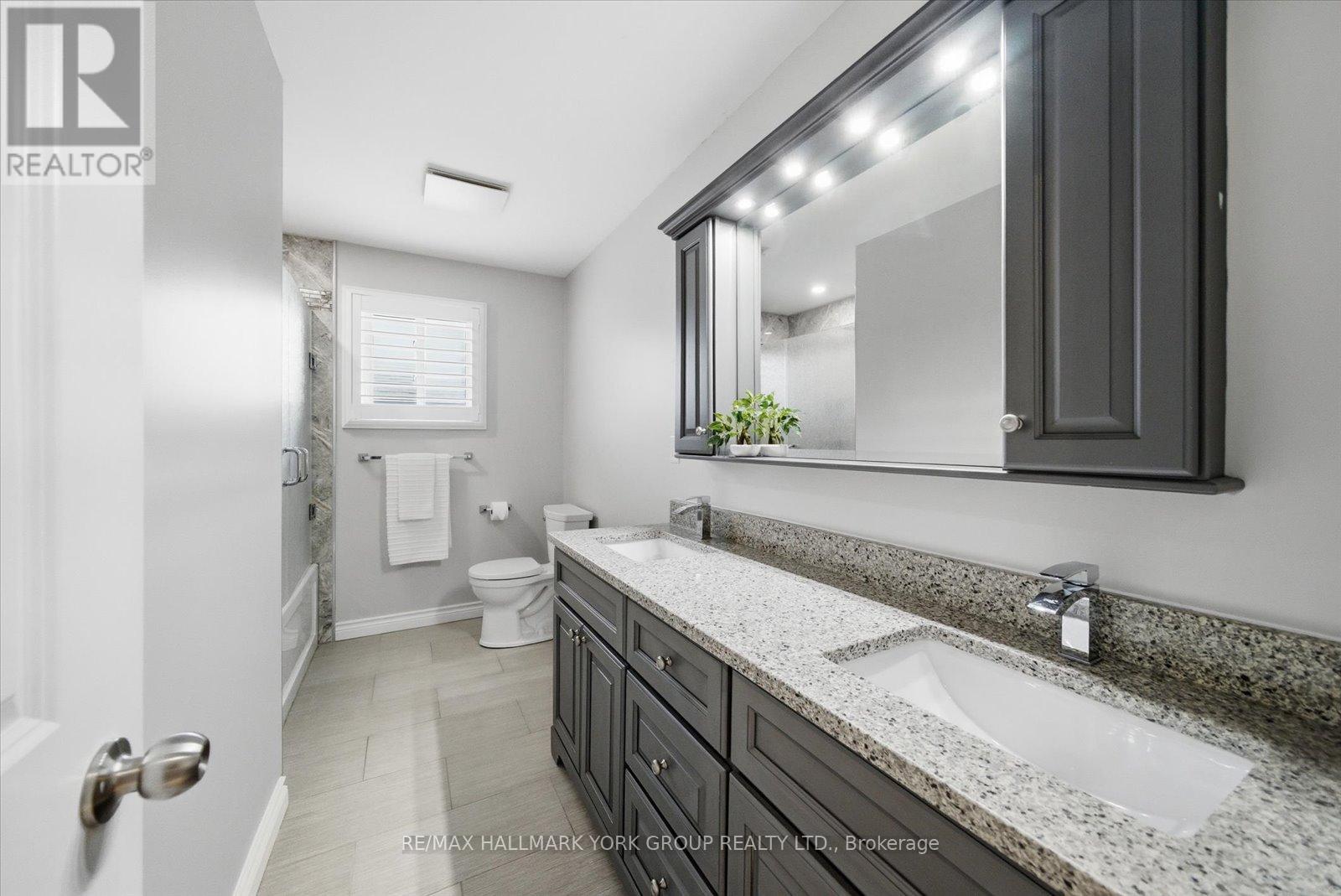 234 Billings Crescent, Newmarket (Bristol-London), Ontario  L3Y 7Y7 - Photo 19 - N12473907