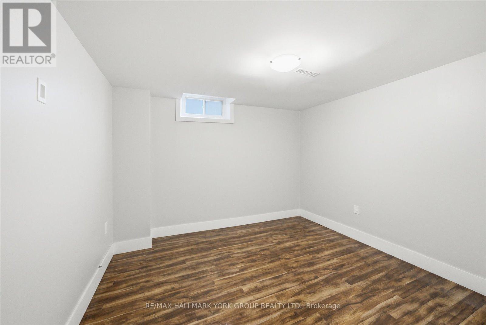234 Billings Crescent, Newmarket (Bristol-London), Ontario  L3Y 7Y7 - Photo 28 - N12473907