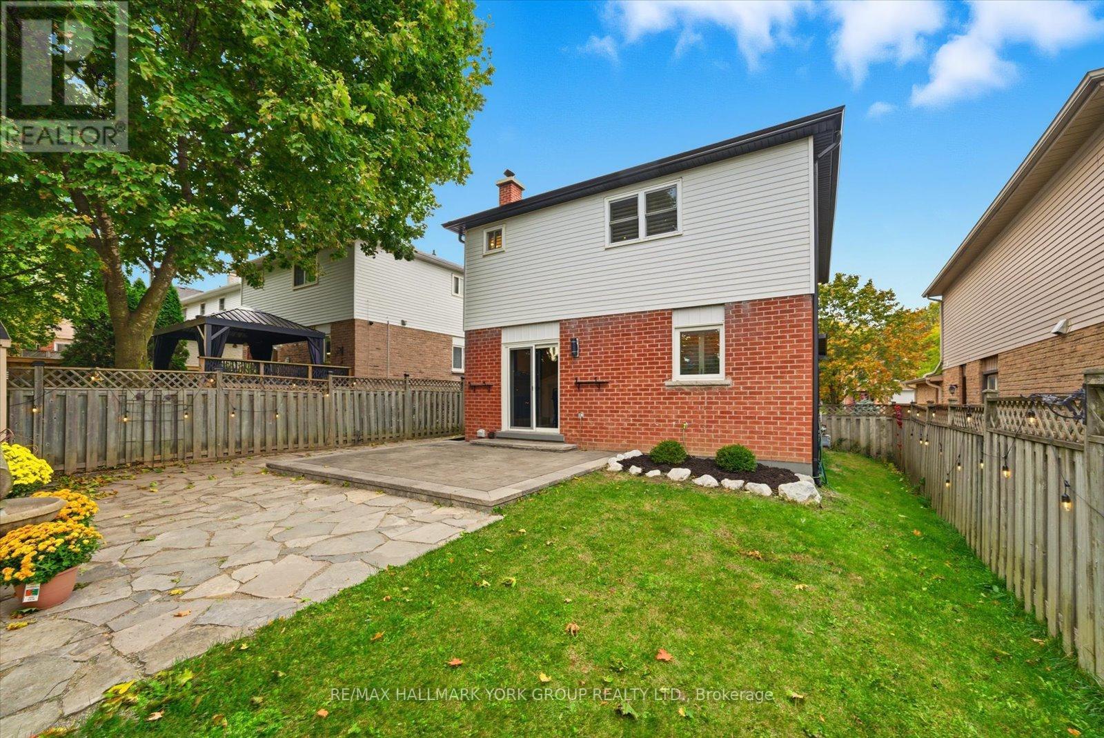 234 Billings Crescent, Newmarket (Bristol-London), Ontario  L3Y 7Y7 - Photo 37 - N12473907